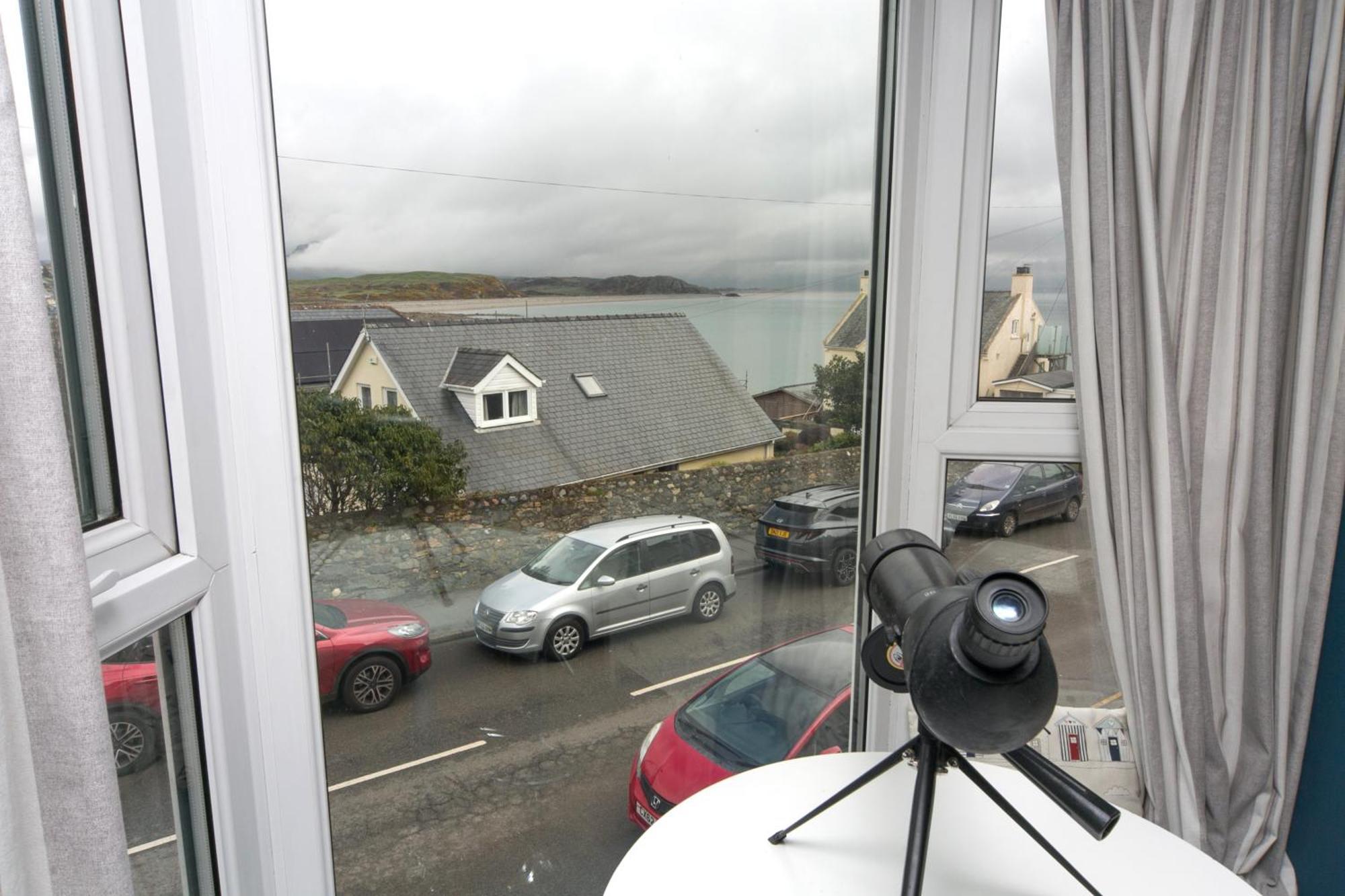 6 Afallon, Beachside Holiday House Criccieth Extérieur photo