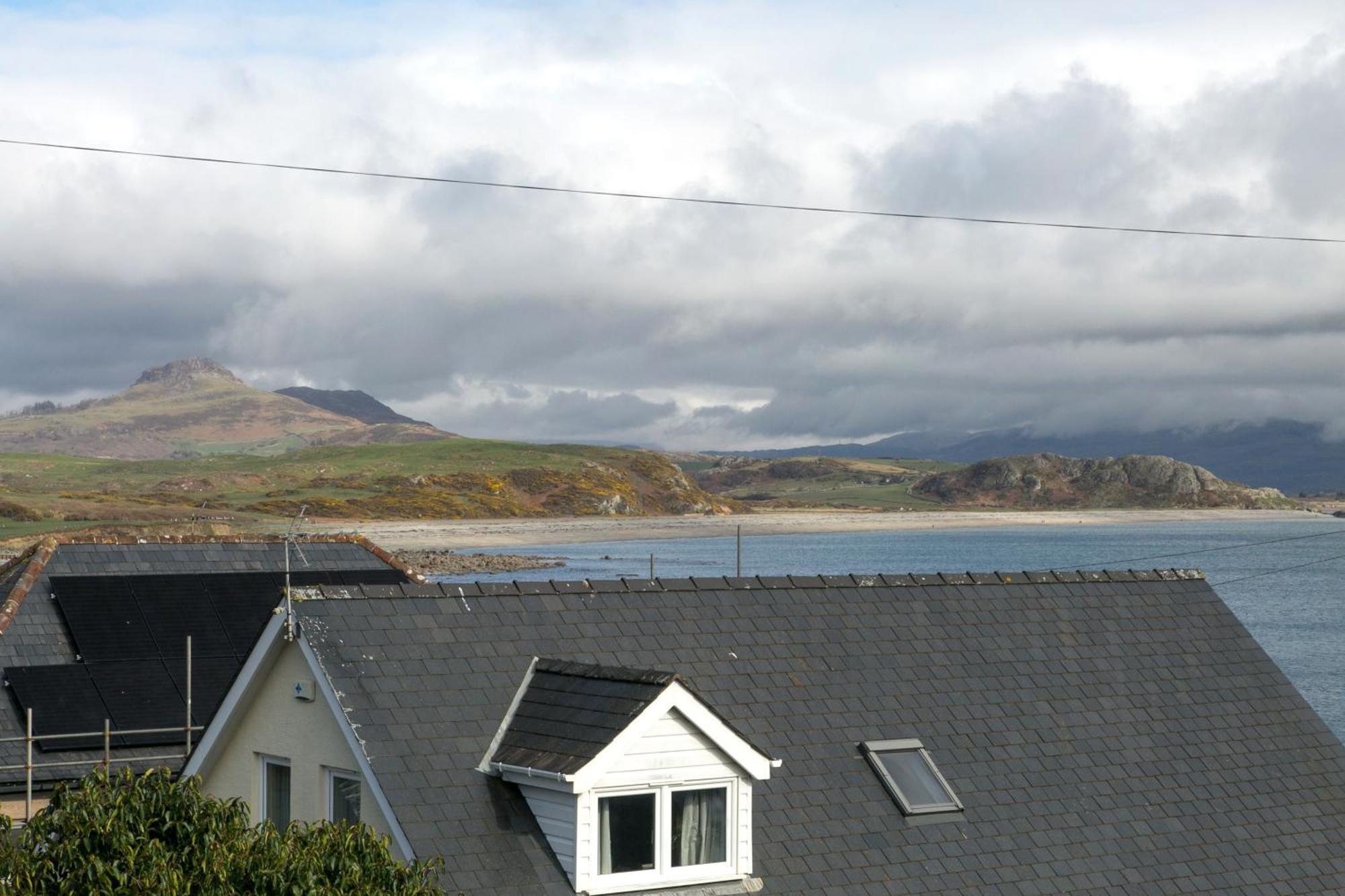 6 Afallon, Beachside Holiday House Criccieth Extérieur photo